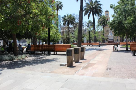 Plaza de Armas de Santiago. © Amplitud de Santiago, vía Twitter.