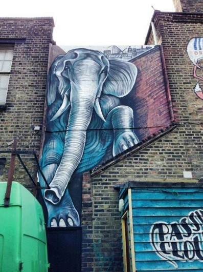 elefante por Shaun Burner en Londres UK