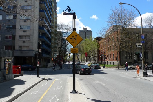 Boulevard De Maisonneuve en Montreal, Canadá. © bricoleurbanism, vía Flickr .