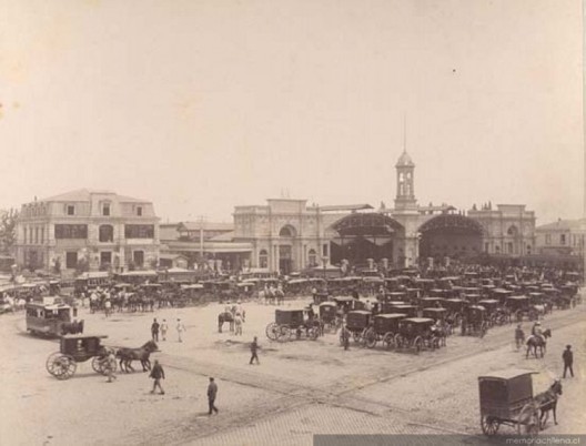 Estación Central de Santiago en 1885. Fuente: Memoria Chilena.