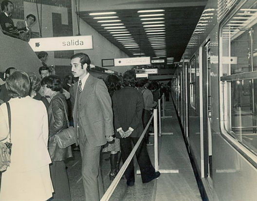 Metro de Santiago, uno de los primeros sistemas de metro de Sudamérica, hoy  cumple 40 años, Plataforma Urbana